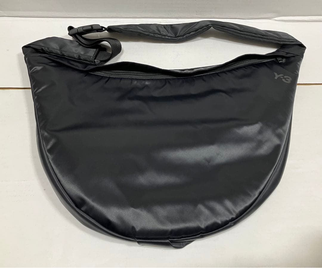 ✨美品【☆Y-3】メッセンジャーバック…ブラック