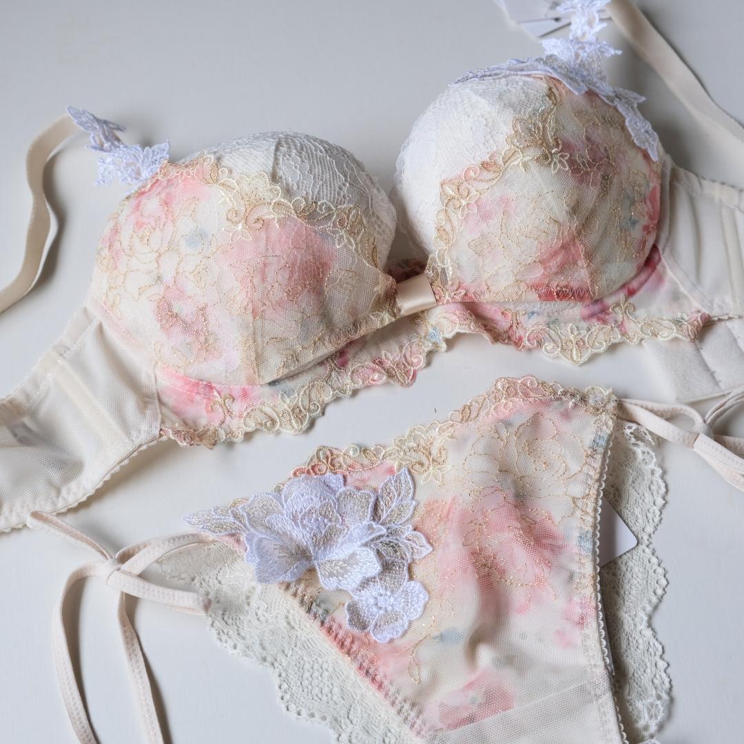 パルファージュ35S♪リボンブラF70&ショーツM Tバック ひも ラメ 新品