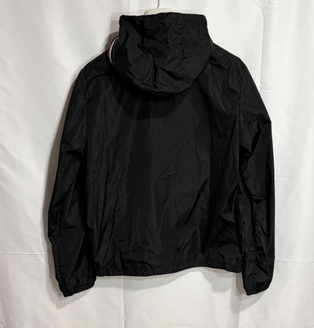 ほぼ未使用/美品　モンクレール　ナイロンパーカー　ナイロンジャケット