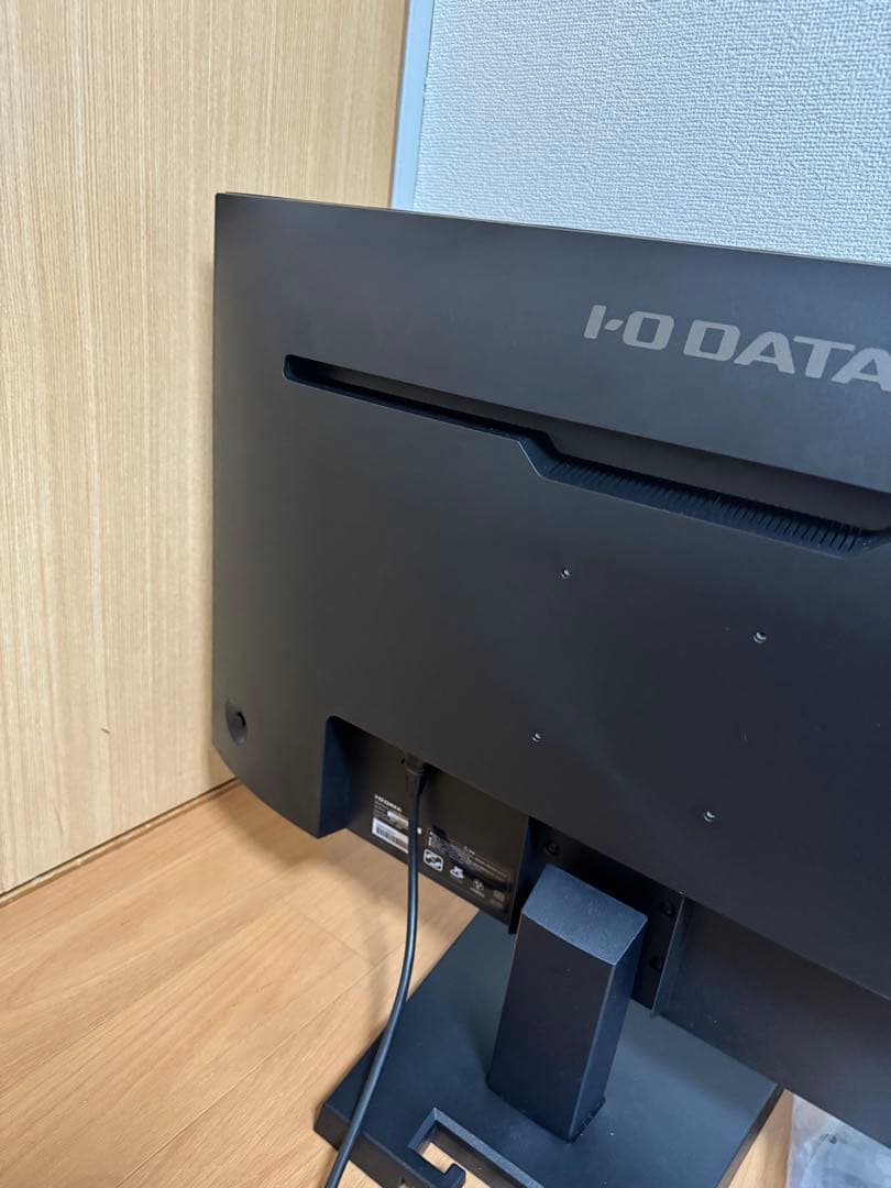 I-O DATA 4Kモニター　31.5型　LCD-M4K321XVB