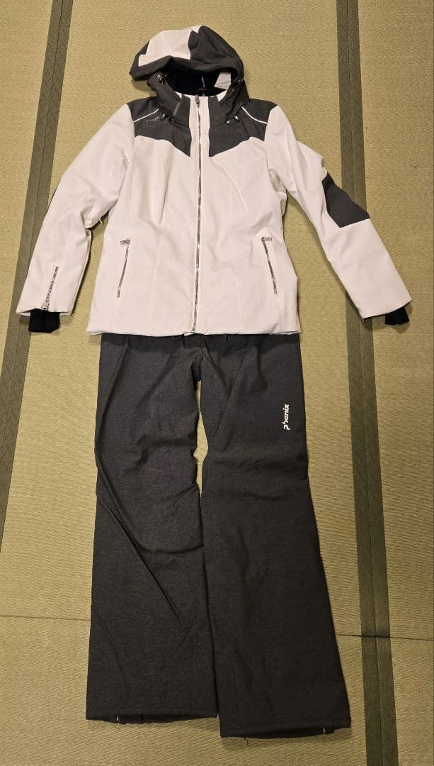 フェニックス　レディーススキーウェア上下