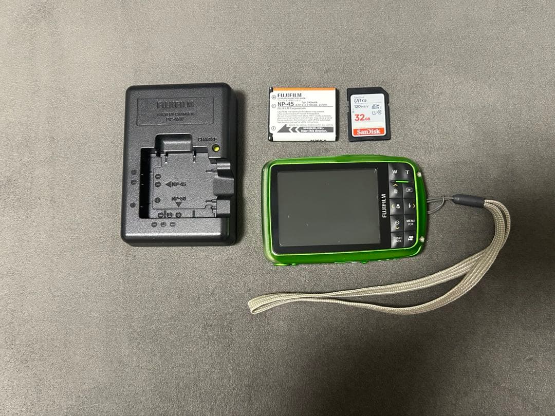 FUJIFILM 防水デジタルカメラ FinePix Z33WP