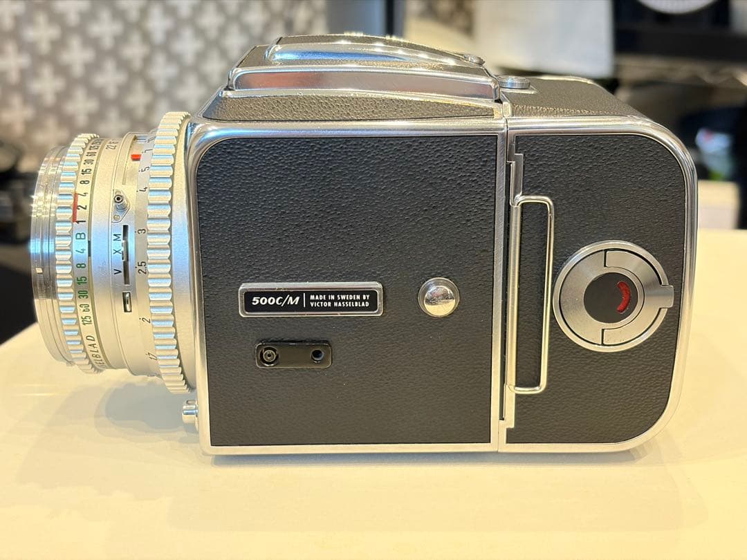 ハッセルブラッド500C/M + 希少な白鏡胴T*80mm Cレンズ