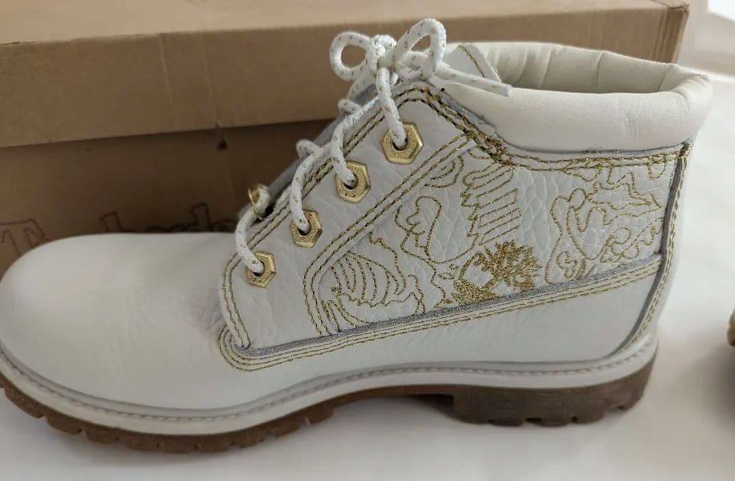 Timberland ティンバーランド　ホワイトブーツ レディース