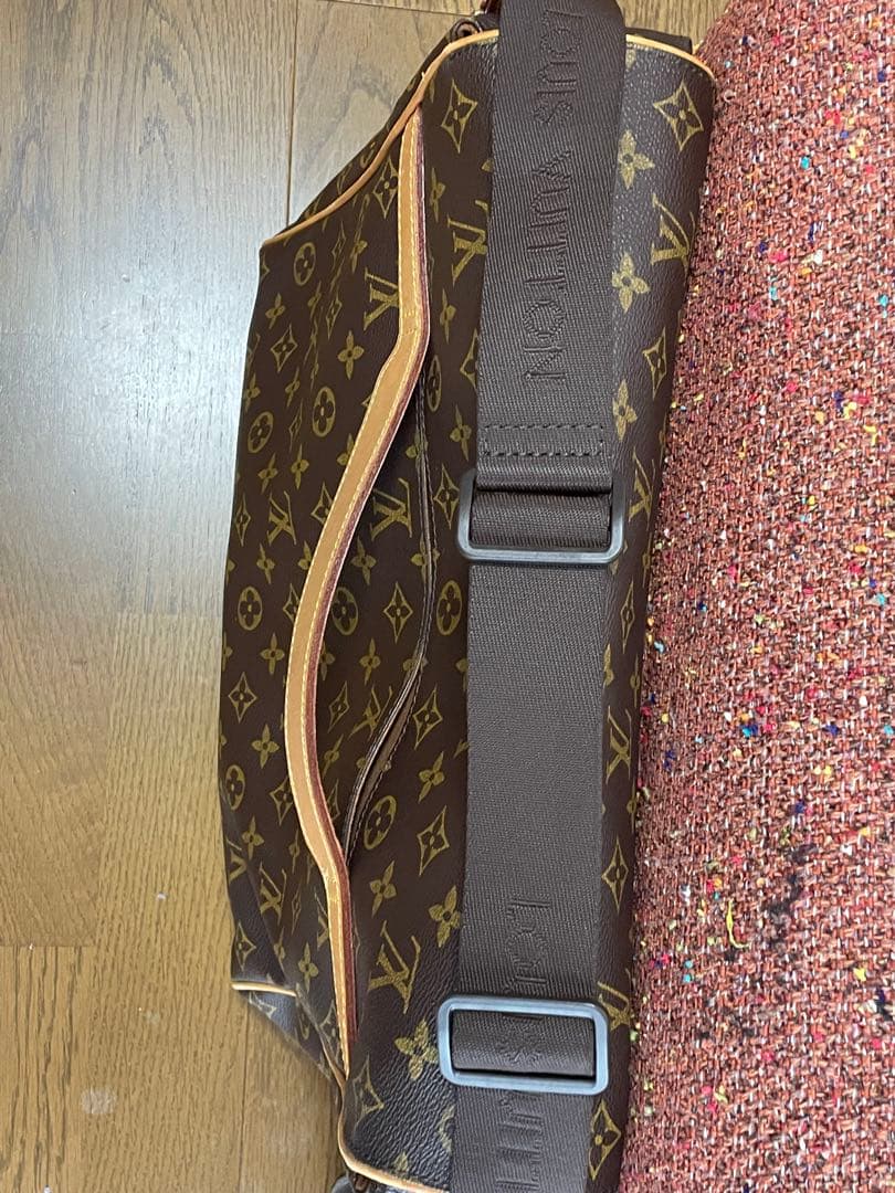 極美品‼️Louis Vuitton モノグラム メッセンジャーバッグ・アベス