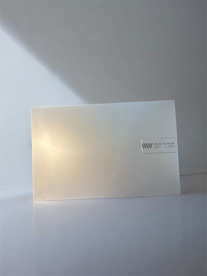 ASUS Vivobook Ryzen 3 7320U 15.6インチ