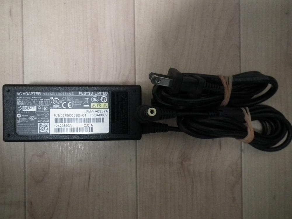 富士通 ノートパソコン LIFEBOOK AH42/Y/中古特価良品