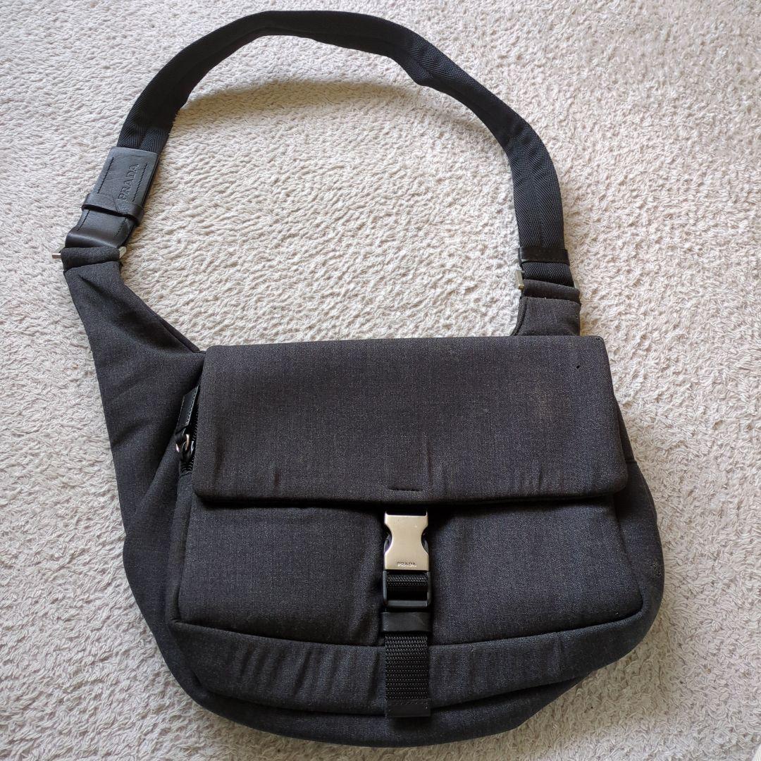 プラダ ショルダーバッグ メッセンジャー スポーツ ベルト
