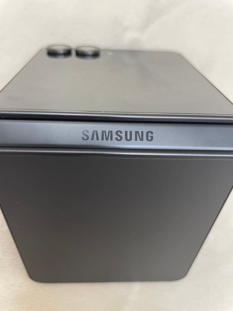 Samsung Galaxy Z Flip7 ブラック 値下げ交渉可！