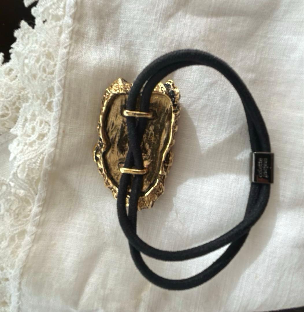 コレットマルーフ☆クールな 高級感のあるとてもシックでオシャレなヘアーゴム‼️