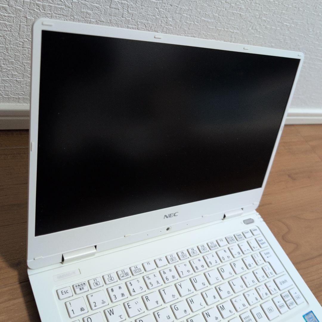 Windowsノート本体 NEC NM550/K Core i5 8GB 256GB SSD