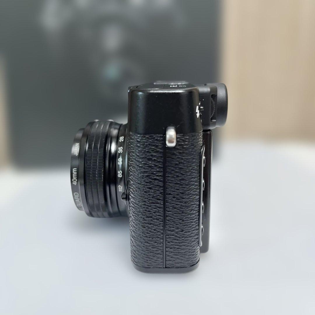 美品　Fujifilm X10 コンパクトデジタルカメラ