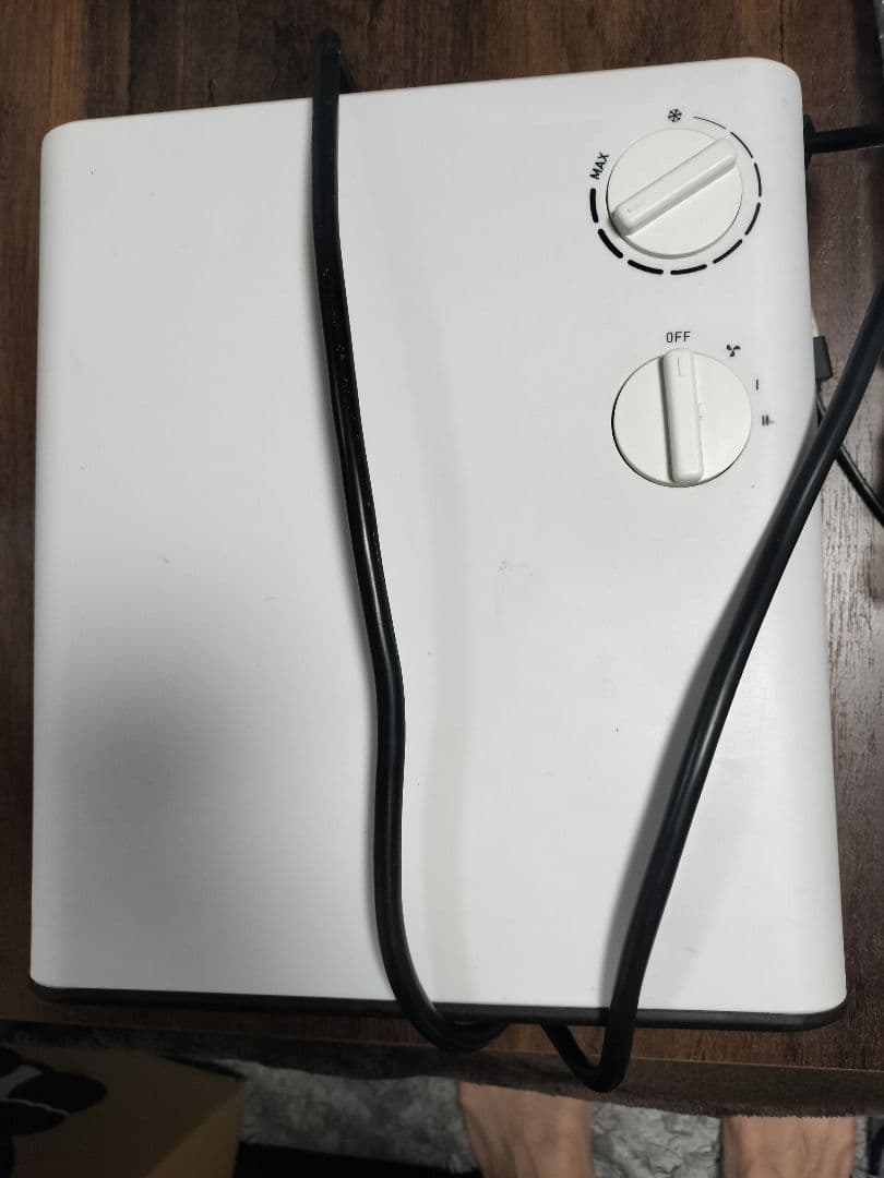 浴室用　ホワイト 電気ヒーター 温度調整付き