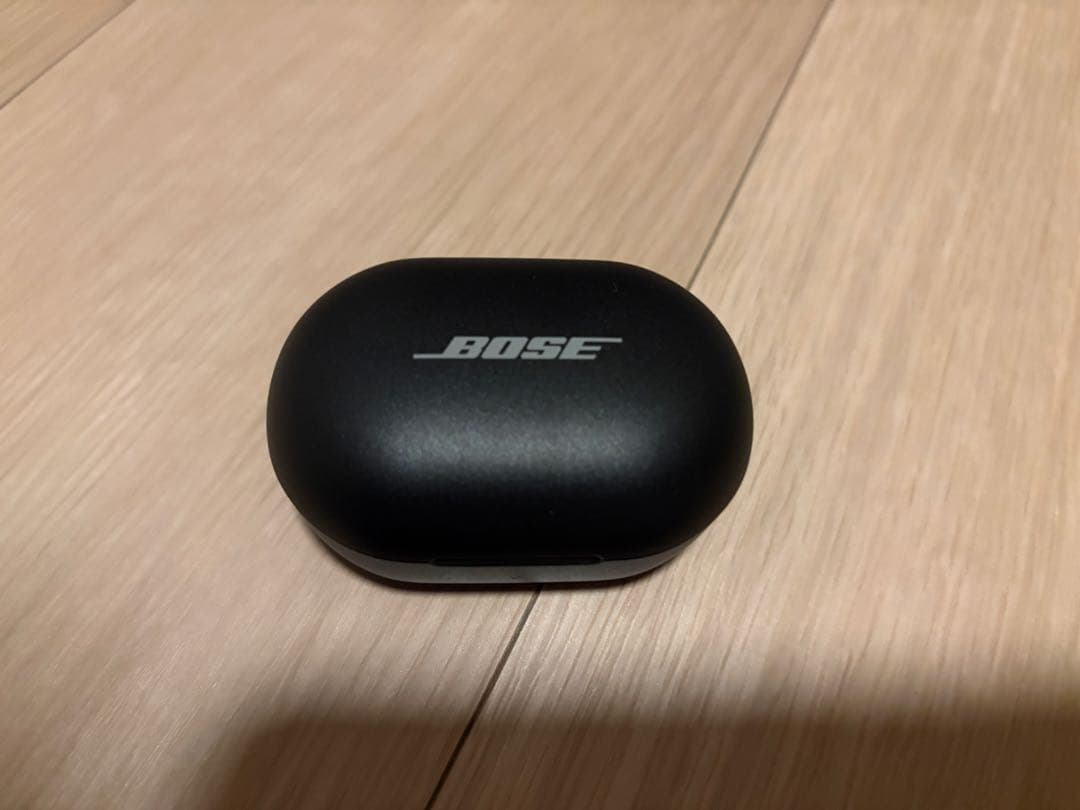 【未使用】Bose QuietComfort Earbuds ケース付き