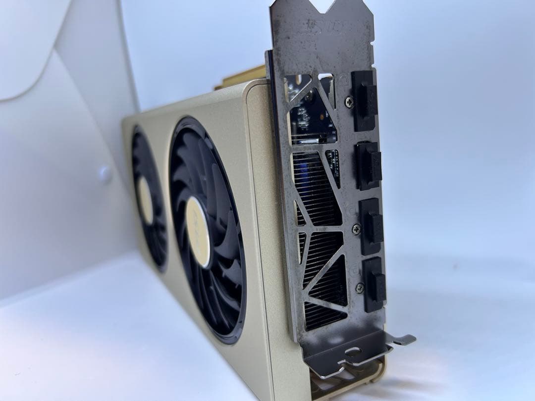 土日、値下げ中！MSI AMD Radeon RX5700XT Evoke OC