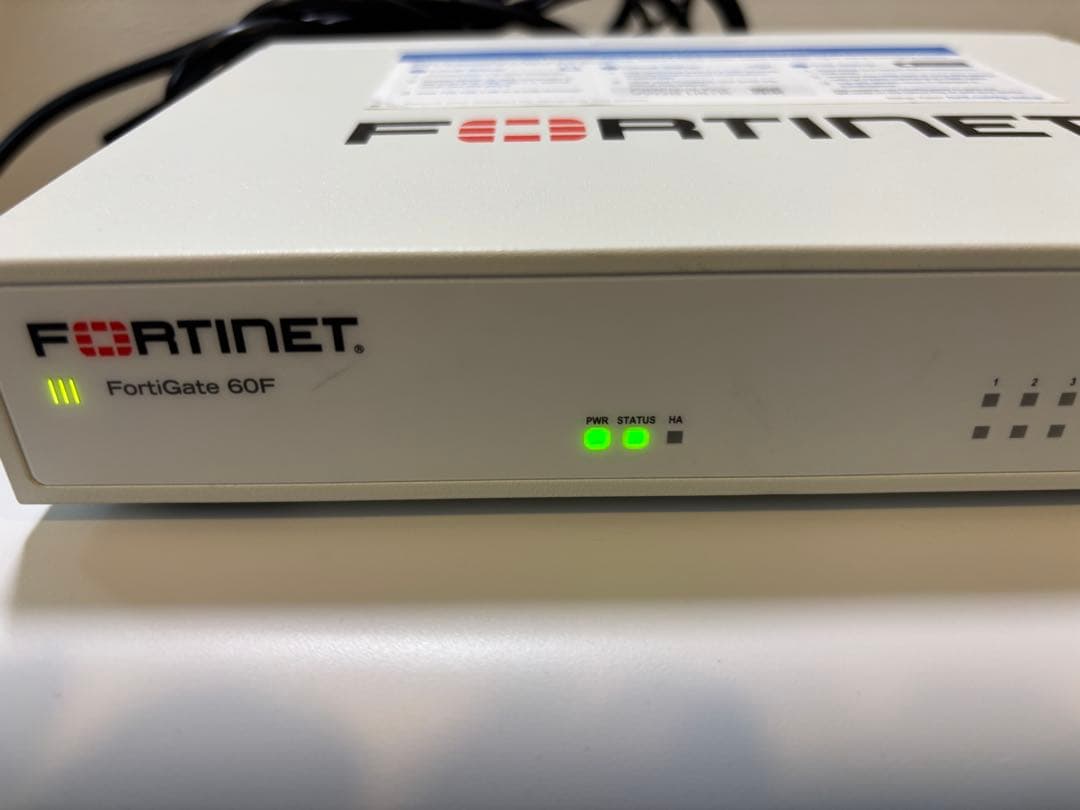 中古　美品　FORTINET FORTIGATE 60F