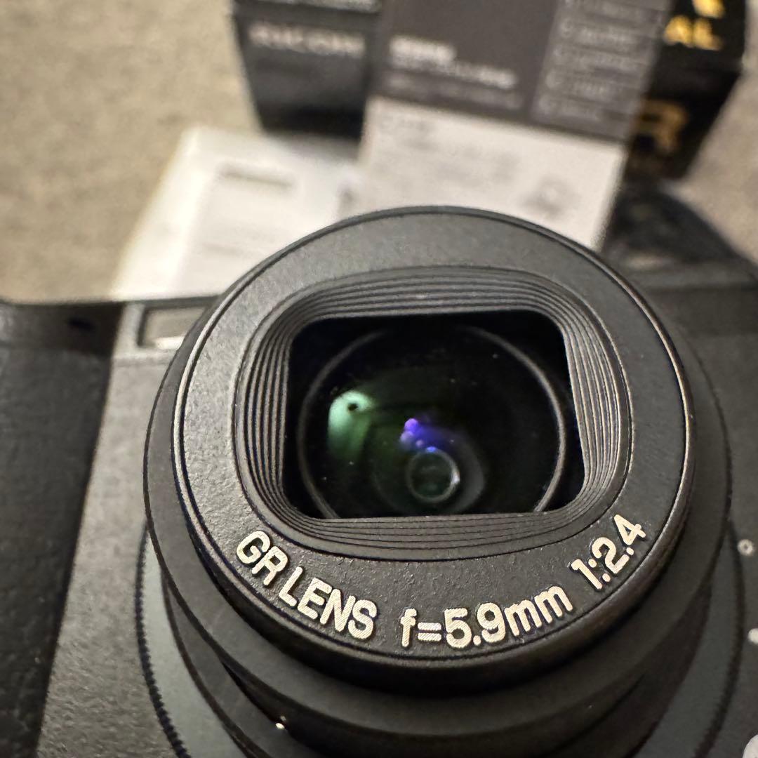 RICOH GR DIGITAL リコー