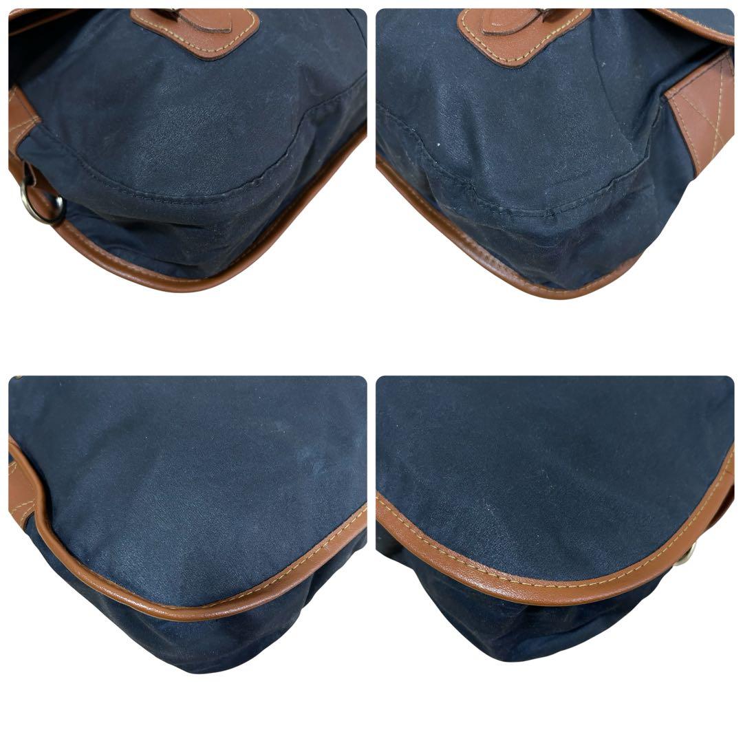 Barbour バブアー ショルダーバッグ メッセンジャーバッグ オイルド 紺色