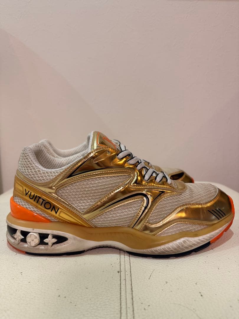 格安 本物 ルイヴィトン メンズ スニーカー