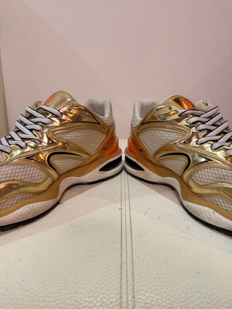 格安 本物 ルイヴィトン メンズ スニーカー