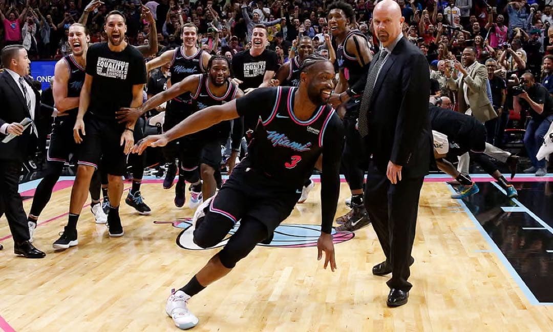 シューズ(男性用) lining Way of Wade 6 Buzzer Beater