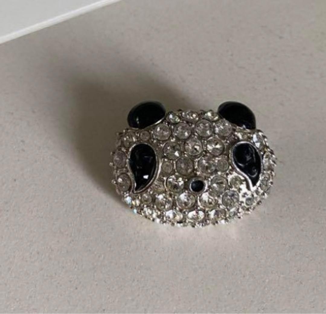 lani⭐︎【美品】ANTEPRIMA パンダ ブローチ