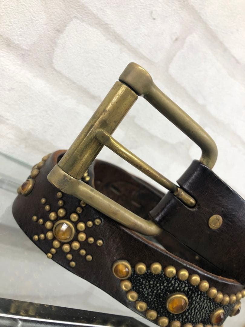 あHTC オーバーレイピーナッツベルト スタッズベルト