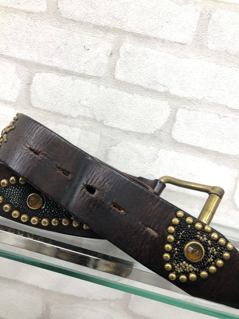 あHTC オーバーレイピーナッツベルト スタッズベルト