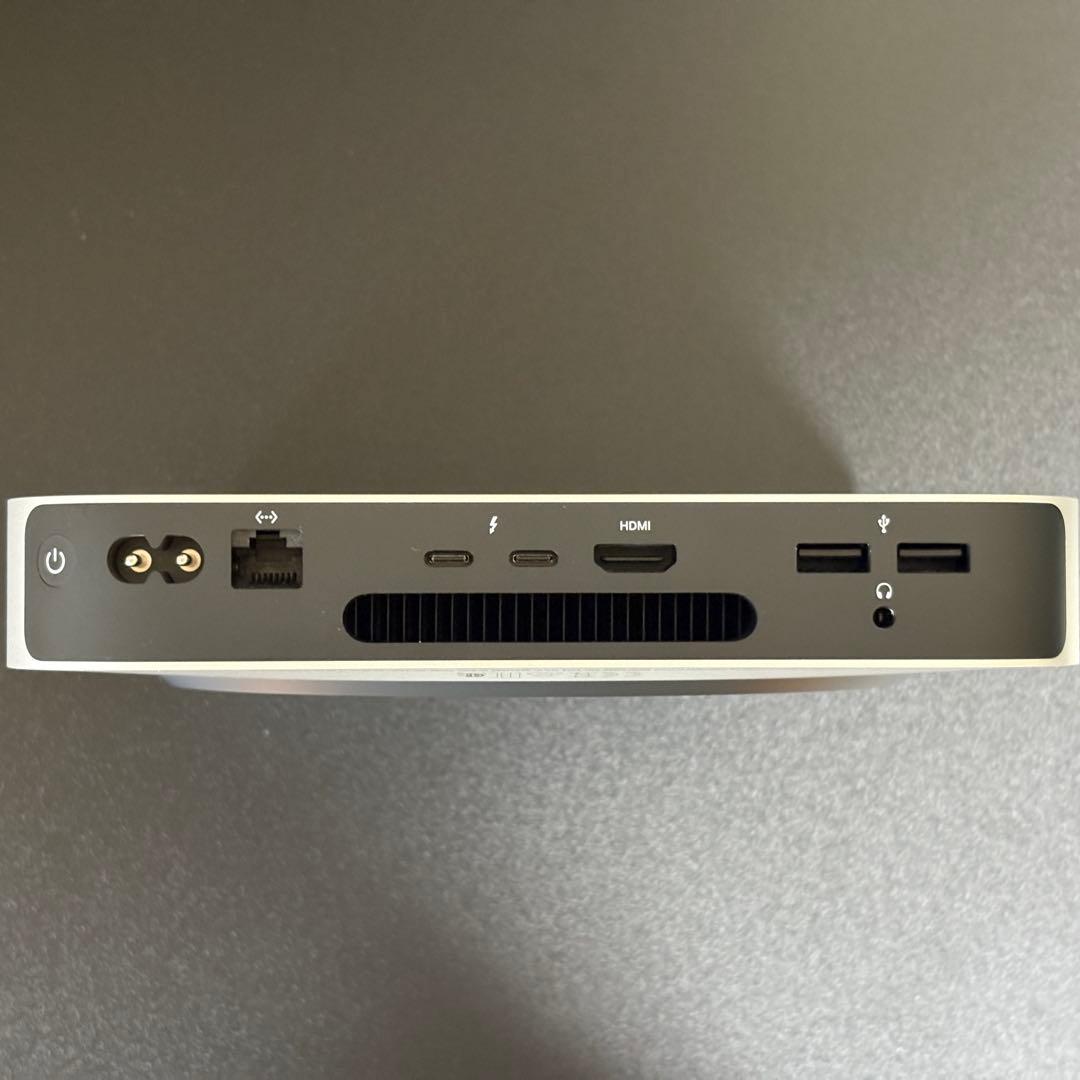Mac mini M2 16GB/256GB MMFJ3JA(CTOモデル)