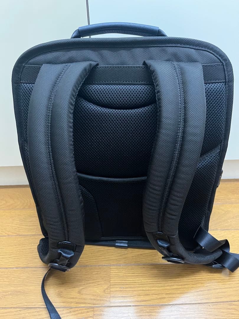 【美品】tumi ALPHAスリム・ソリューションズ　日本限定カラー