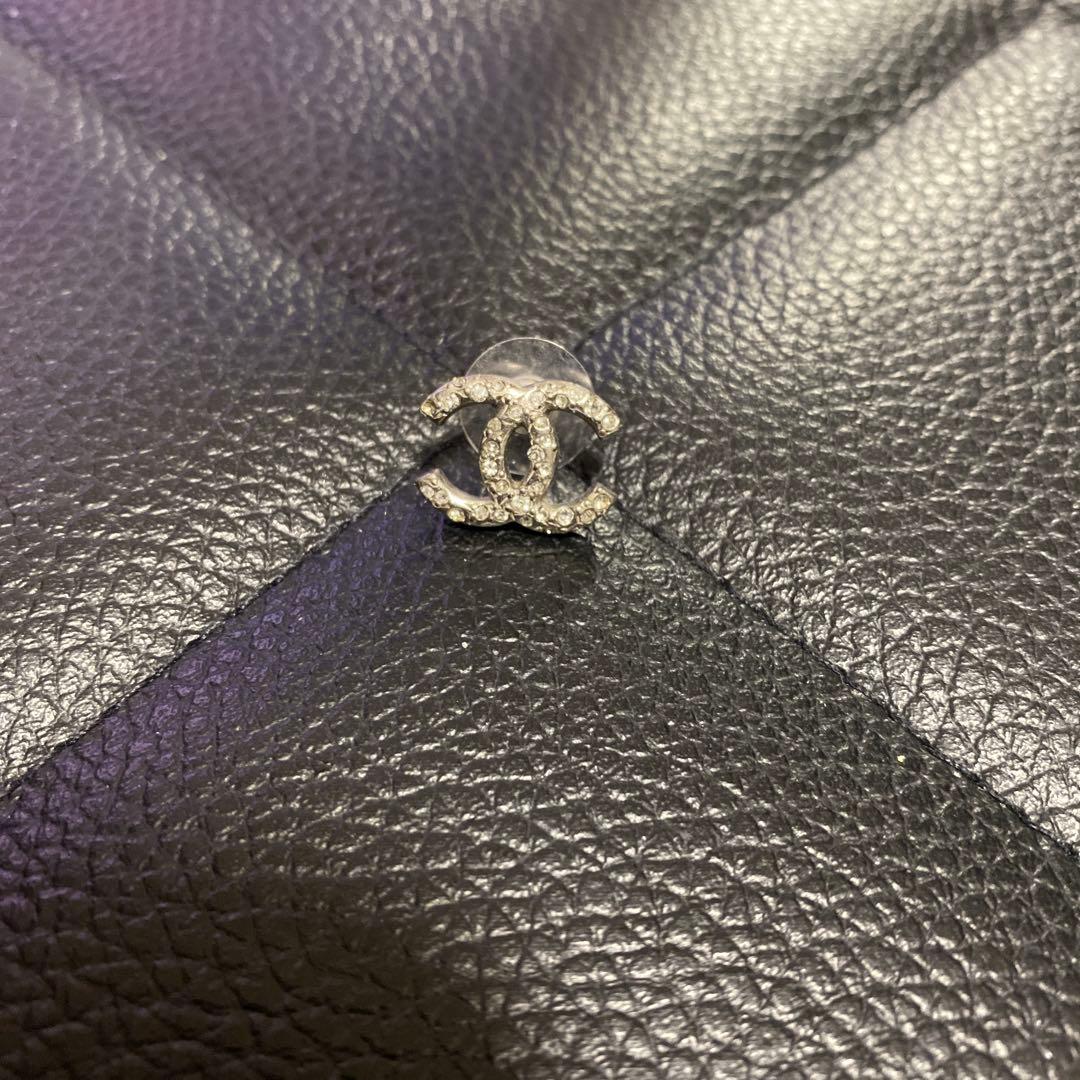 «片耳»CHANELピアス