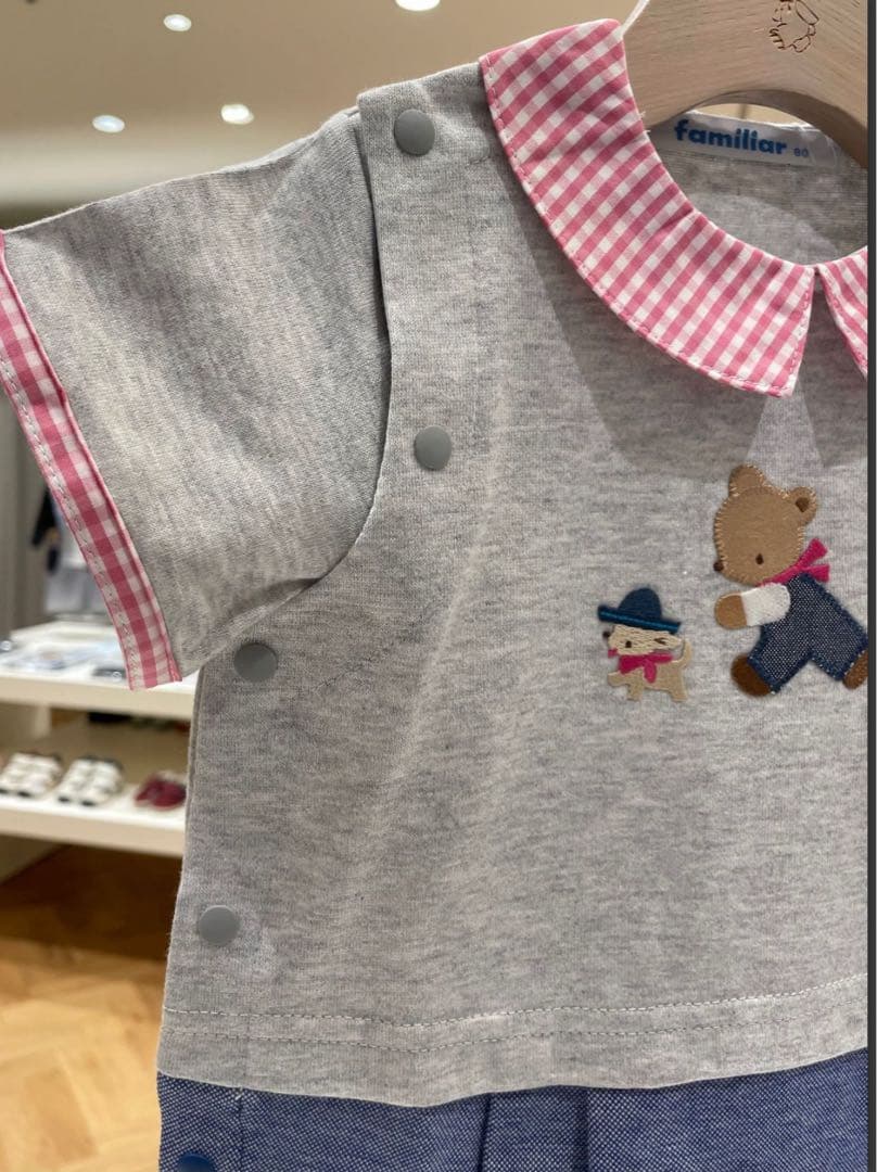 新品未使用　ファミリア　襟付き　袖付きロンパス　出産祝い　ギフト　チェック