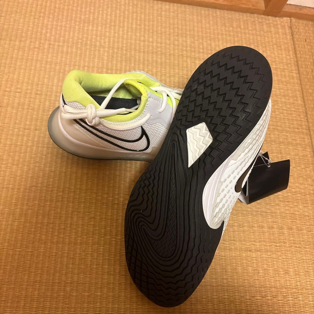 Nike テニスシューズ ホワイト/イエロー