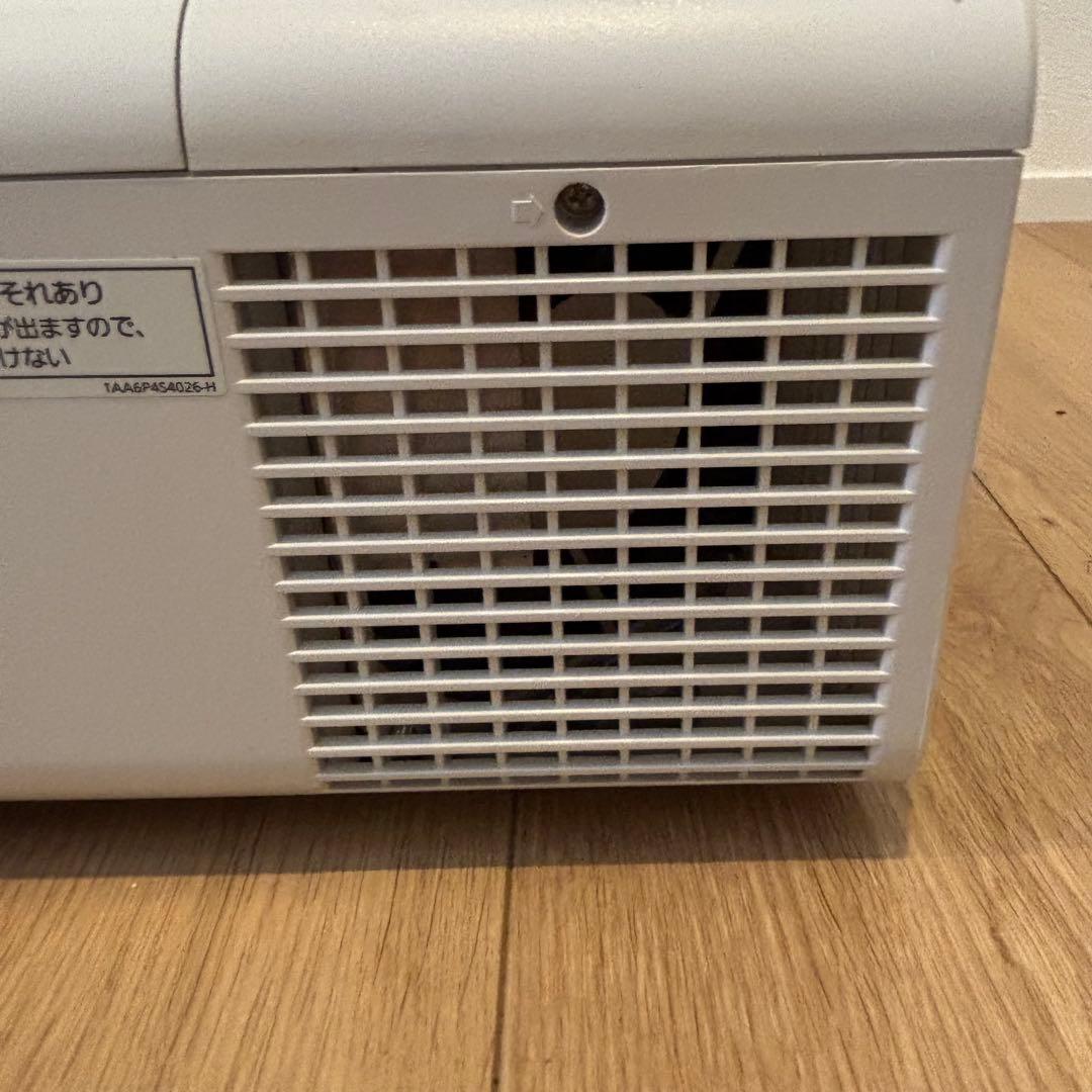 良品 Panasonic パナソニック EW630プロジェクター使用1800h