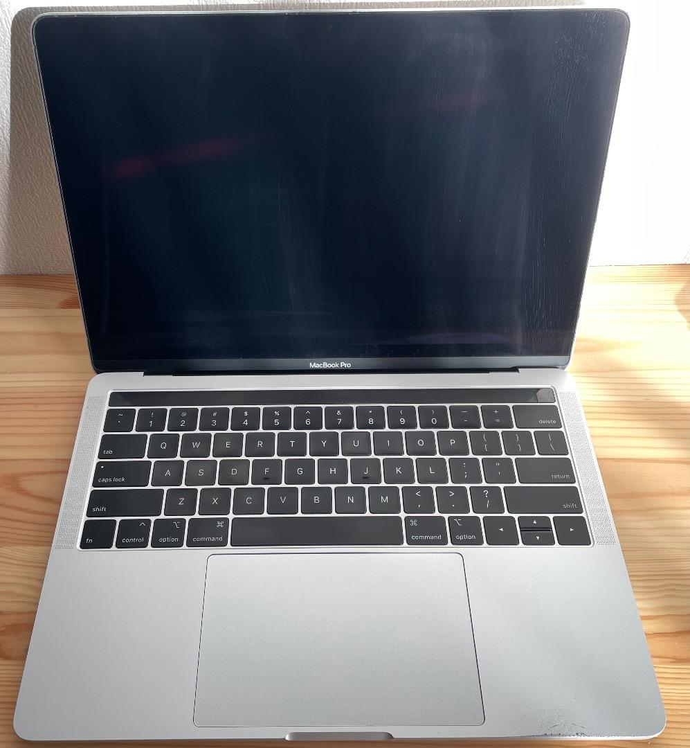 MacBook本体 Macbook Pro 13-inch, 2019, 16GB / 256GB