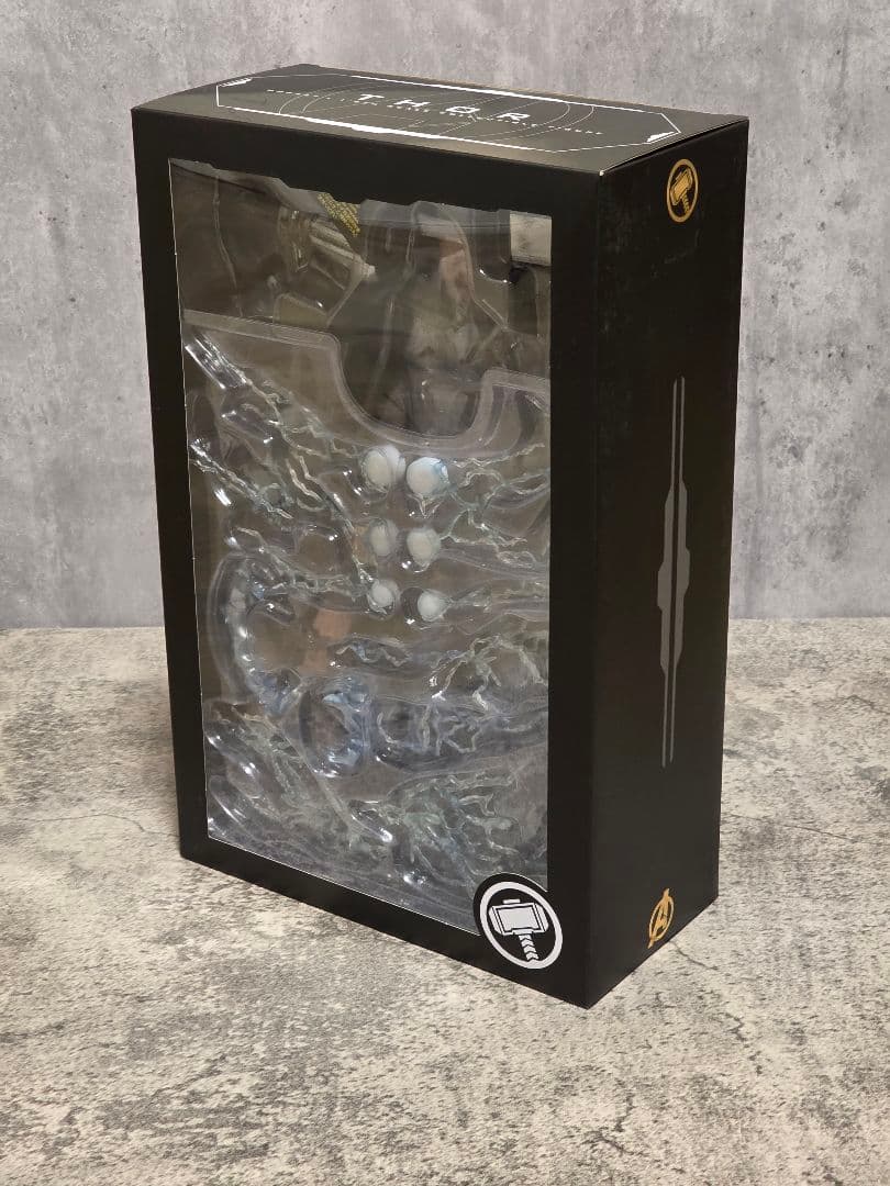 ホットトイズ『アベンジャーズ／エンドゲーム』 １／６スケールフィギュア　ソー