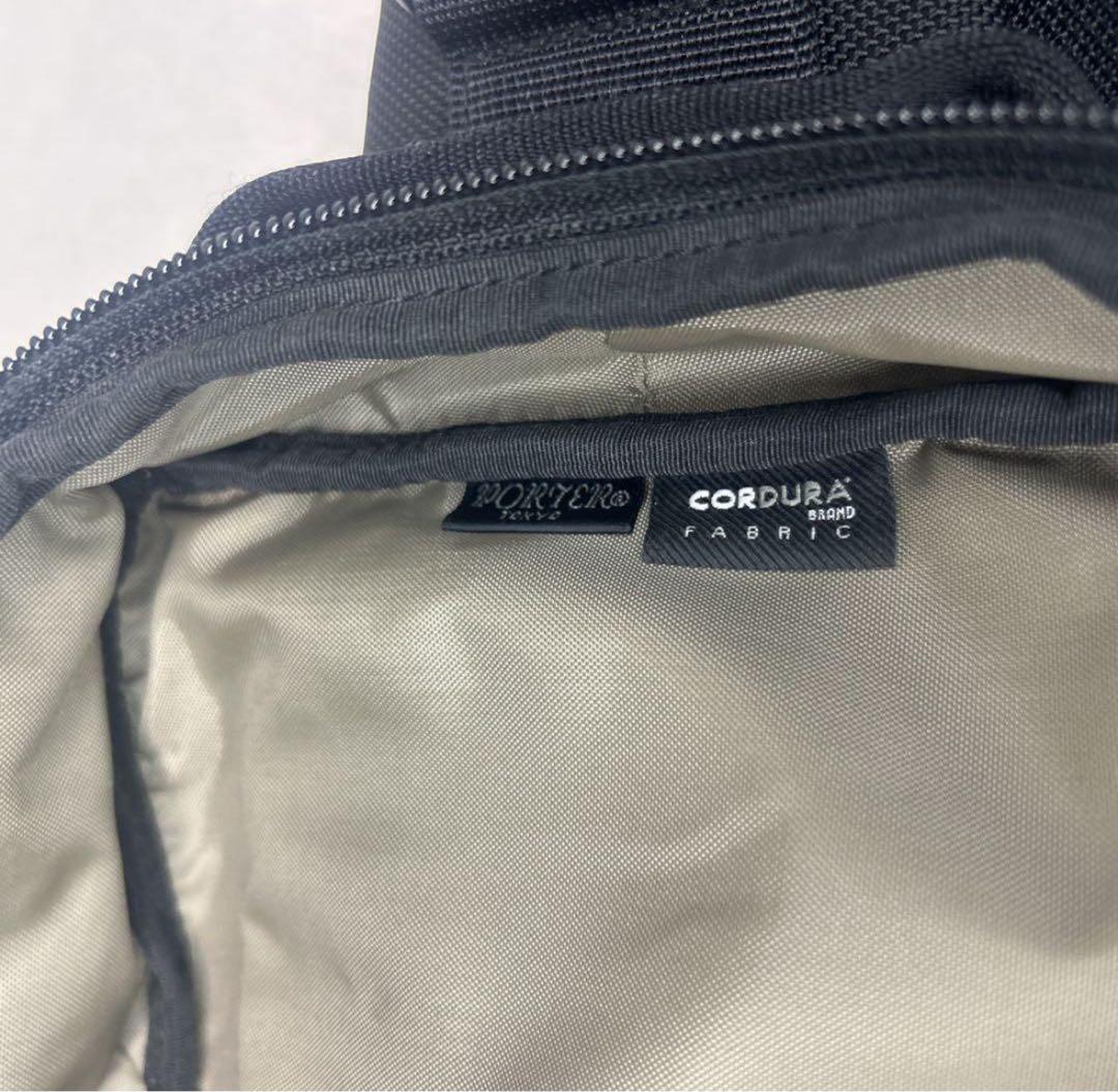 ポーター　吉田カバン　アップサイド　スリングバッグ　ボディバッグ　黒