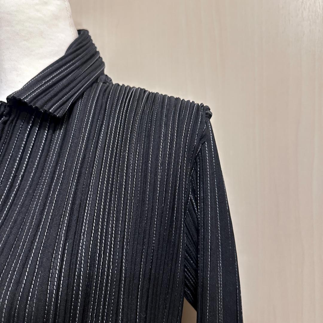 ISSEY MIYAKE プリーツシャツ　黒　サイズM　HR0824