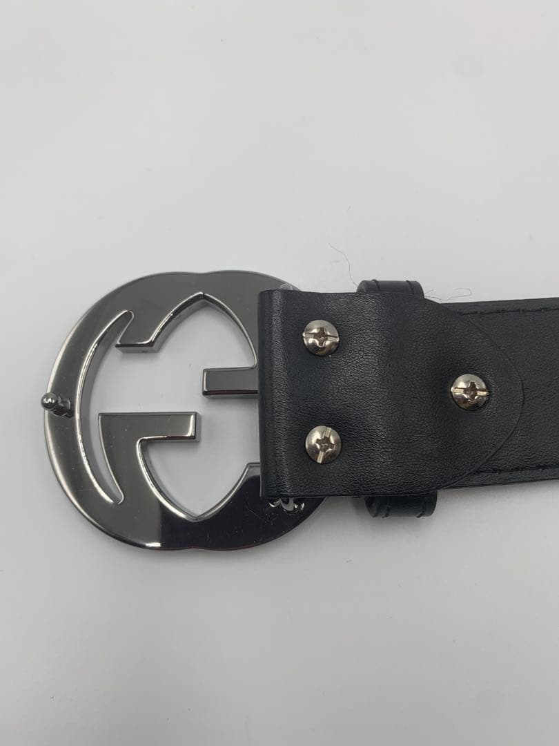 【グッチ　GUCCI ダブルGロゴ ブラックレザーベルト　シルバー