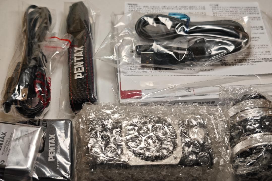 【未使用品】PENTAX Q10 02 STANDARD ZOOMKITシルバー