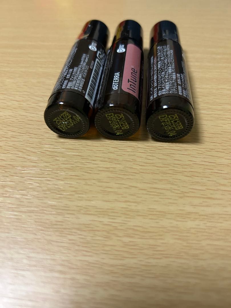 在庫整理SALE価格！ドテラdoTERRAインチューン