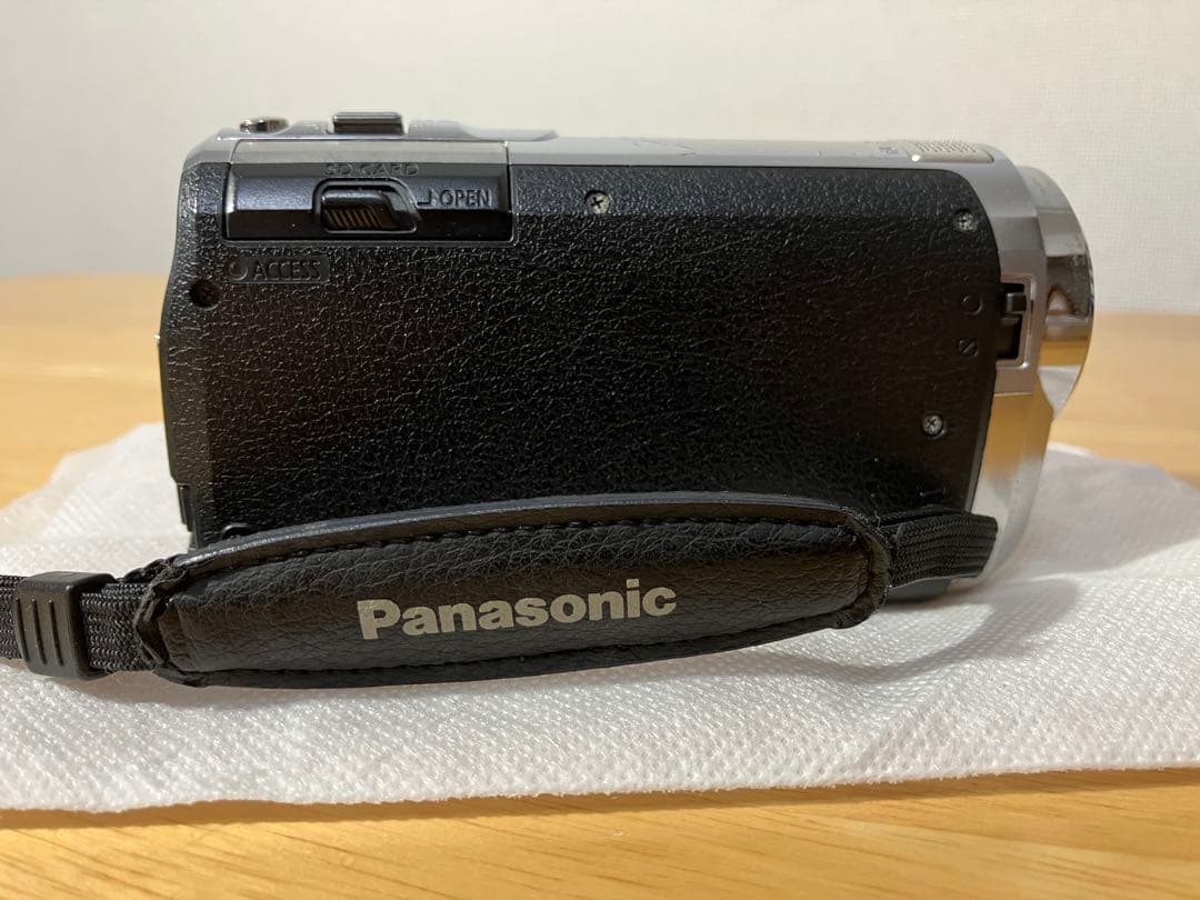 Panasonic HDC-TM30 32GB レッド