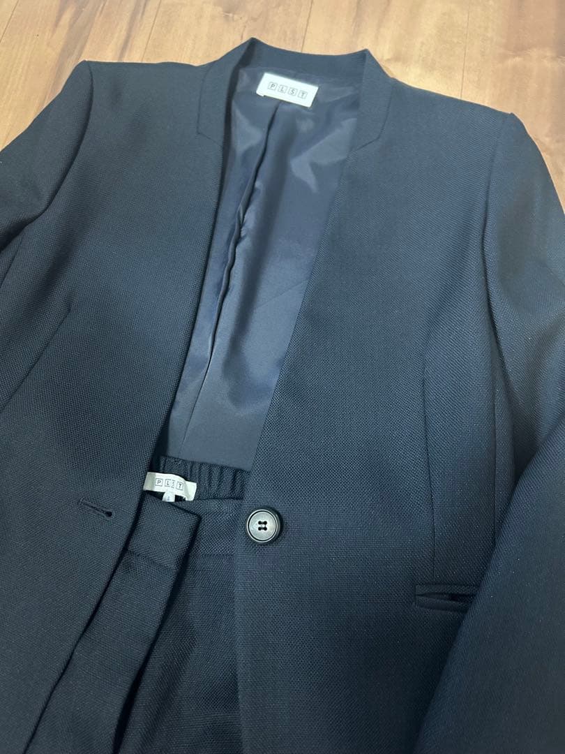 PLST ネイビースーツ　卒業式入学式