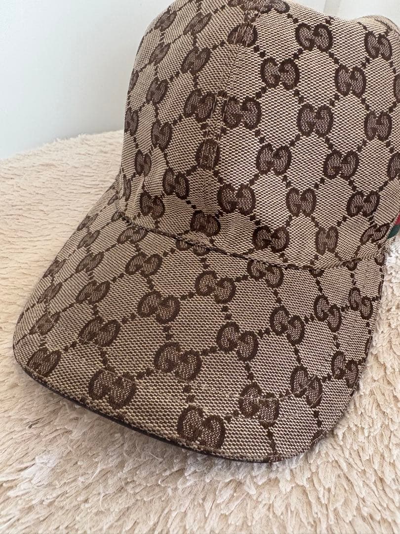 GUCCI GGパターン キャップ　ベージュ(セール期間中)