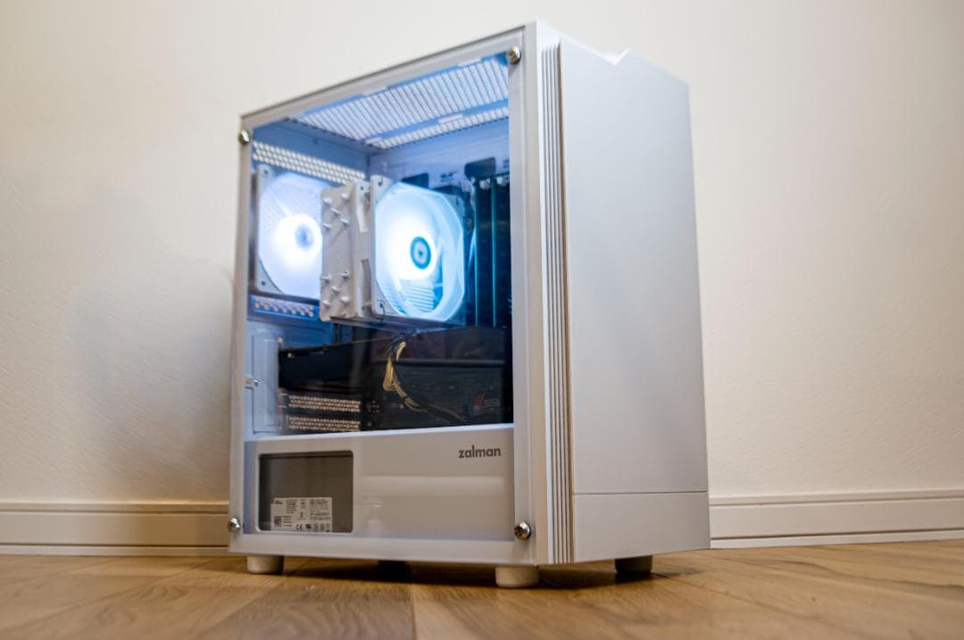 白ゲーミングPC i7-4790 / GTX1060 / SSD512GB