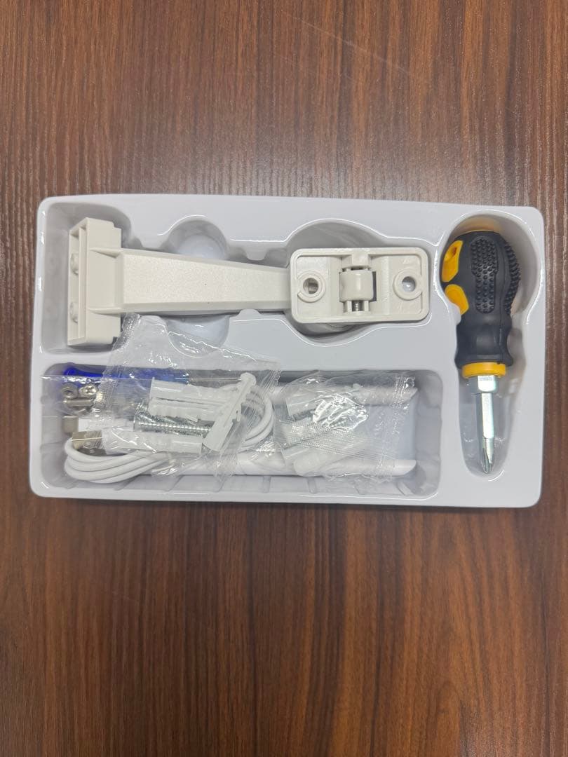 ソーラー式 防犯カメラ／PTZカメラ（ホワイト・4G対応）電源不要・配線不要