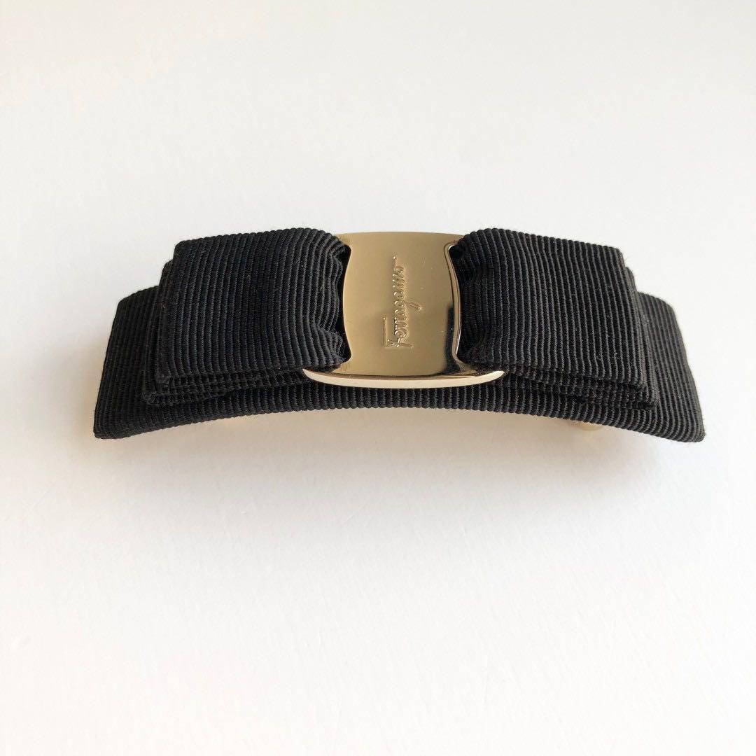 新品保管✨フェラガモ バレッタ ヴァラリボン ブラック ゴールド