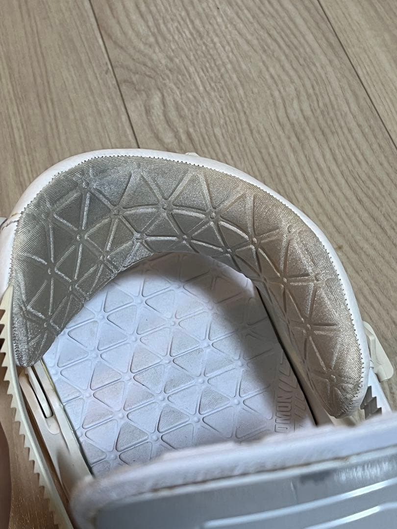 サロモン　トリガー　ビンディング ホワイト Mサイズ