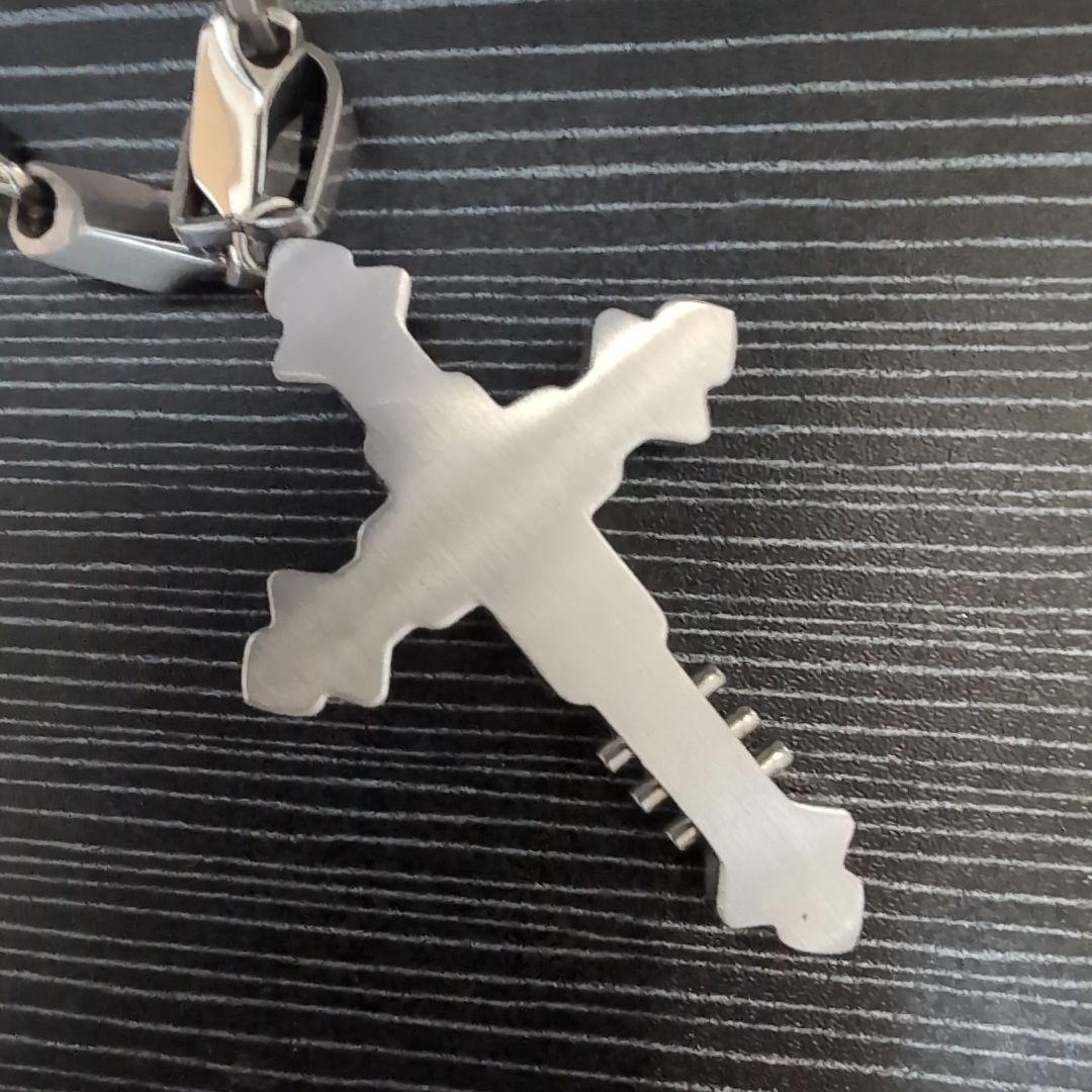 プエルタ・デル・ソル ビジュー装飾 大型クロスモチーフネックレス