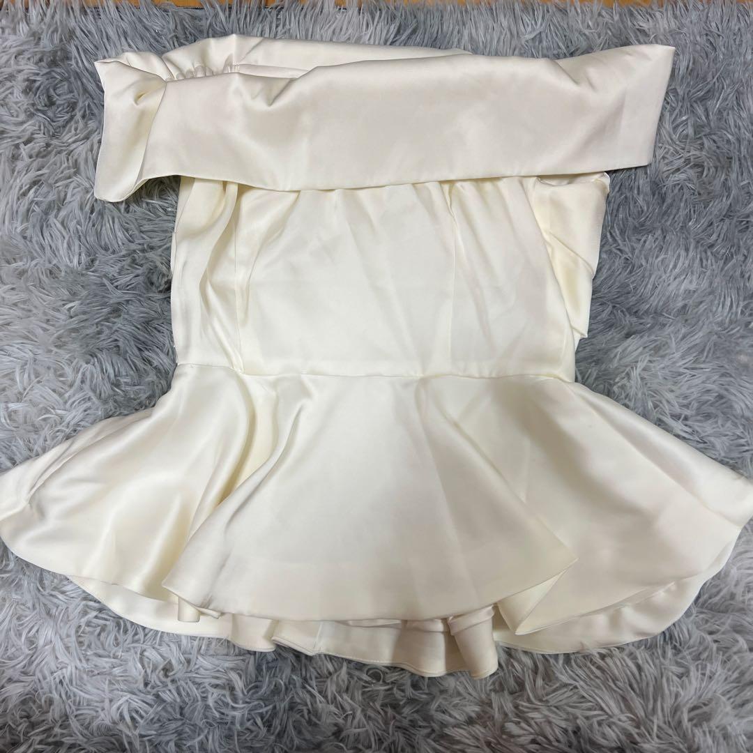 poláura ポローラ　ロマンティックサテンぺプラムトップス